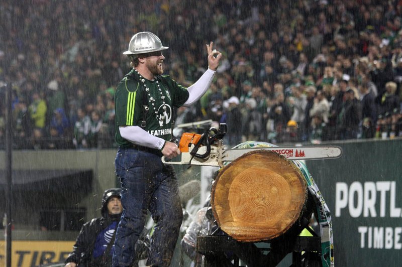 Timber Joey at a rainy game